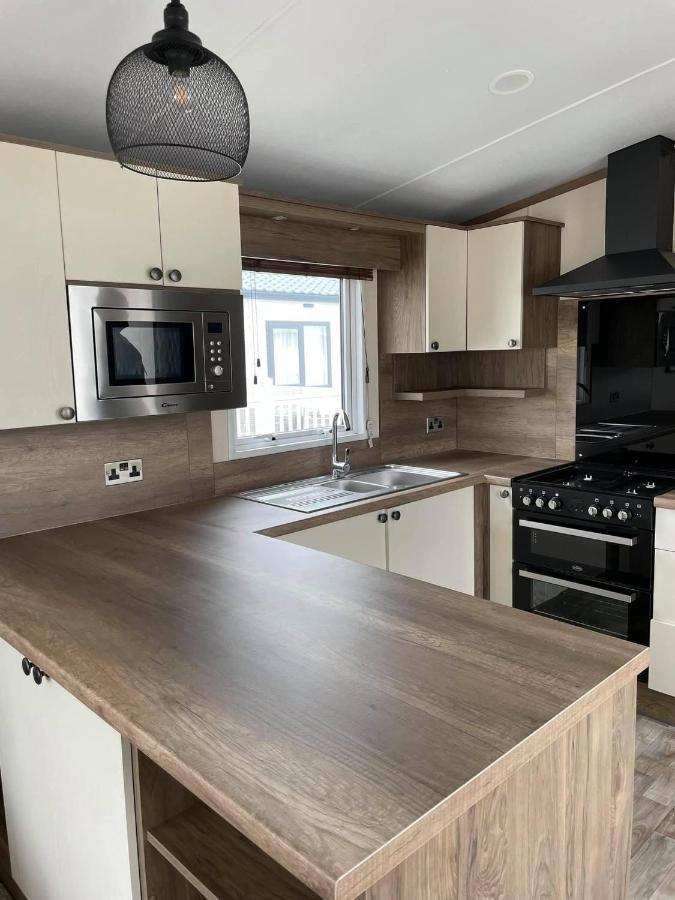 Kilden Kernow - Luxury 6 Berth Caravan Near Бюд Екстериор снимка